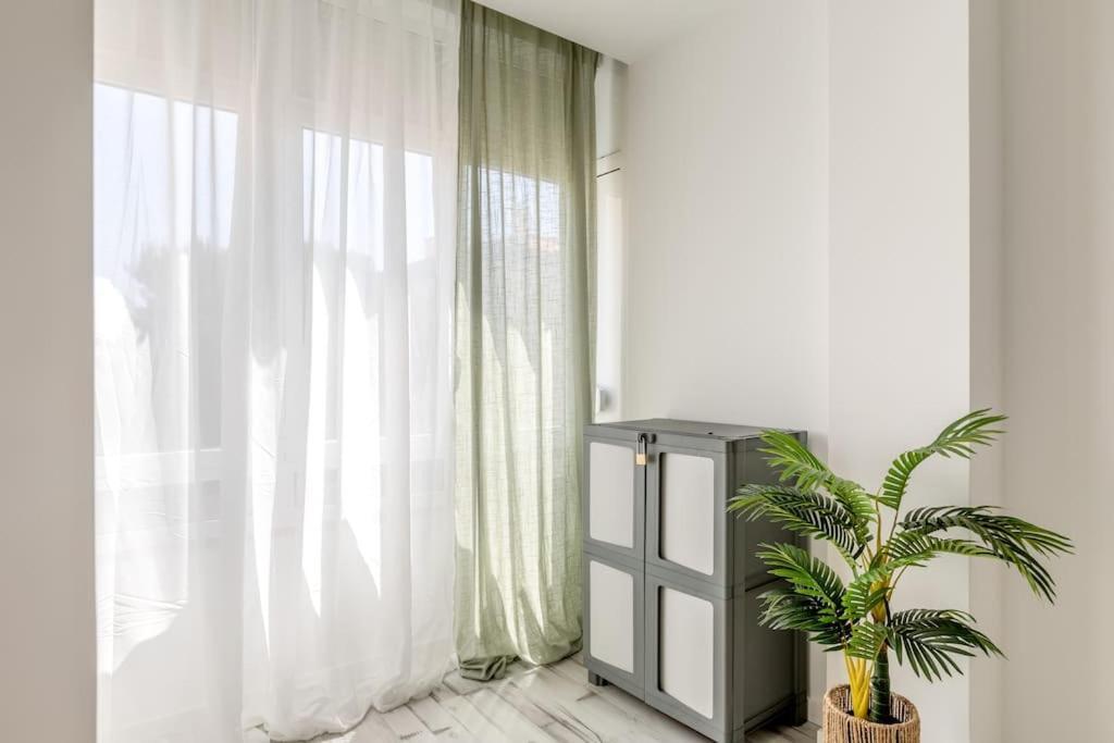 Lovely 3-Bedroom Condo W/ Free Parking On Premises كويلوز المظهر الخارجي الصورة